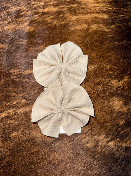 Beige Piggie Bows